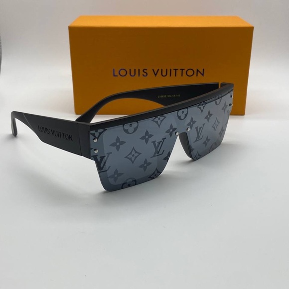 Louis Vuitton Sunglasses - Picture 1 of 8